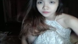 Hot Asian Teen Masturbates on Webcam